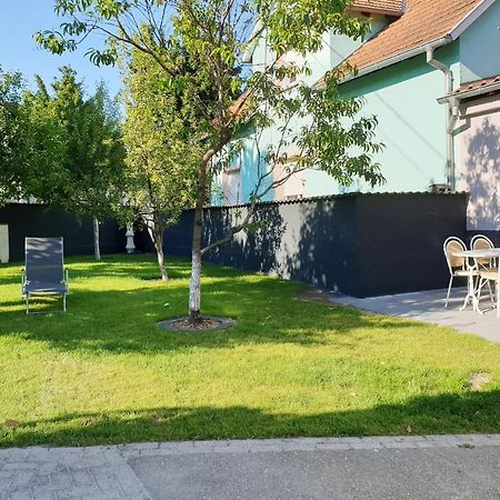 Chez Stef Hotel Marckolsheim Exterior photo